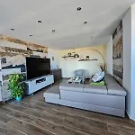 Soulnest Peace Bedroom In Shared Flat * Qbajjar