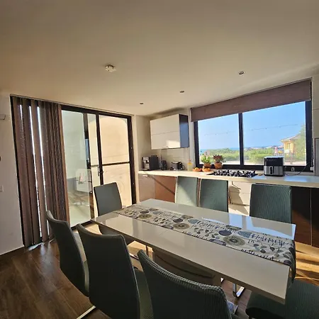 Soulnest Peace Bedroom In Shared Flat *