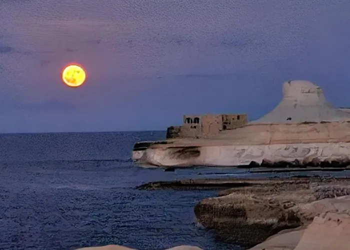 Soulnest Peace Bedroom In Shared Flat * Qbajjar